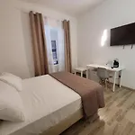 ホテル Tiber Testaccio