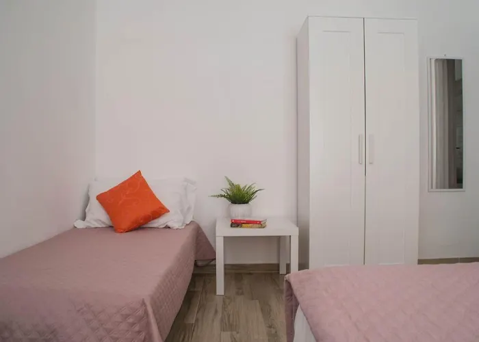 Tiber Testaccio Hotel