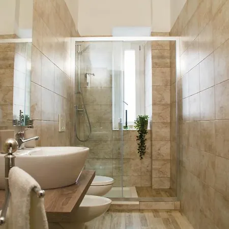 מלון Tiber Testaccio *